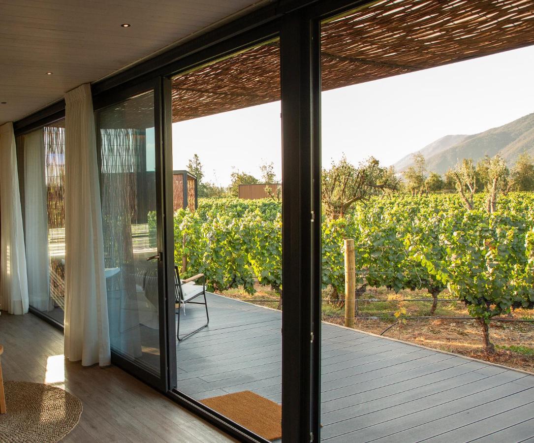 Vibo Wine Lodge At Viu Manent Санта Крус Екстериор снимка